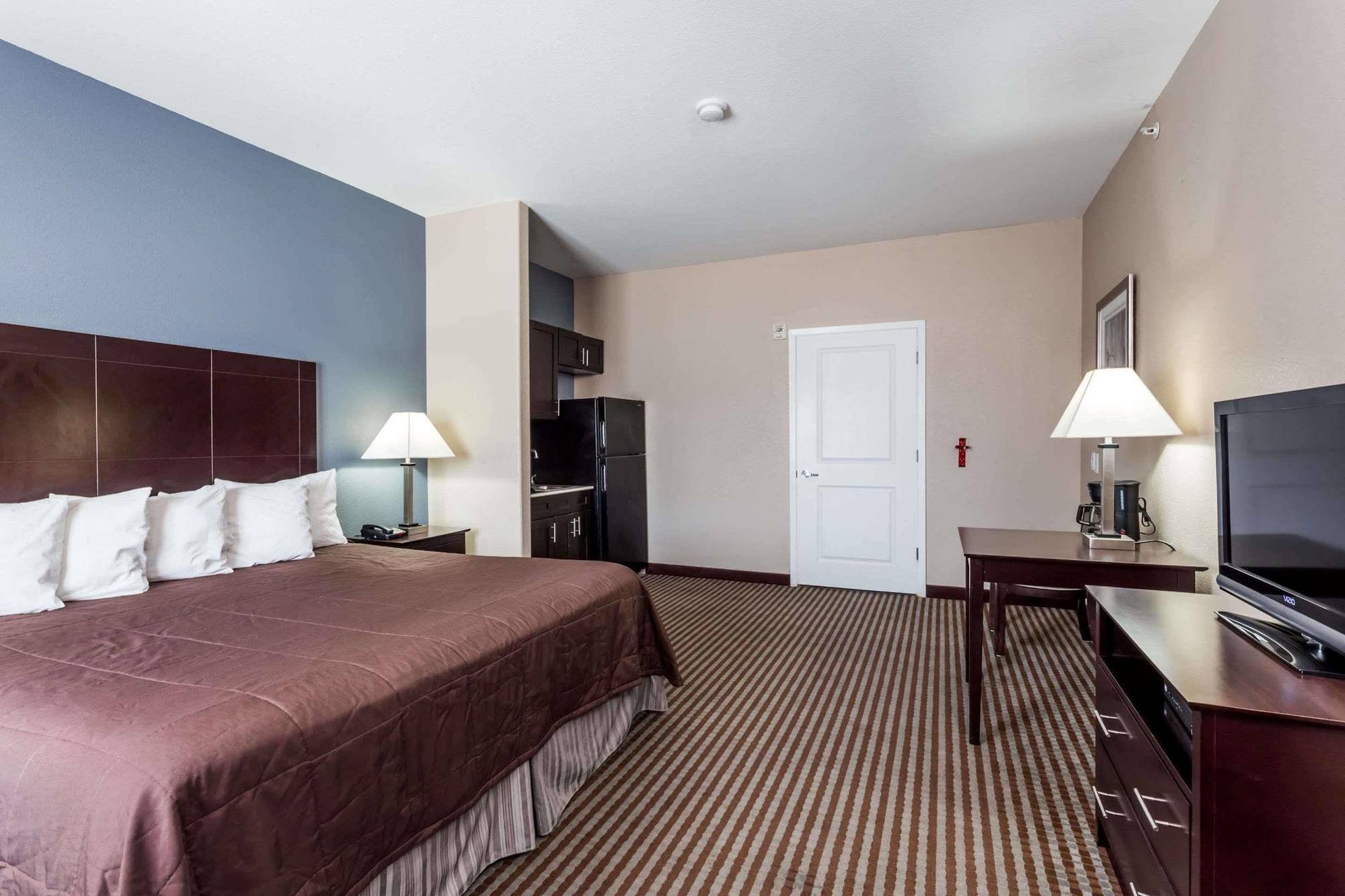 Atria Inn & Suites Three Rivers Εξωτερικό φωτογραφία