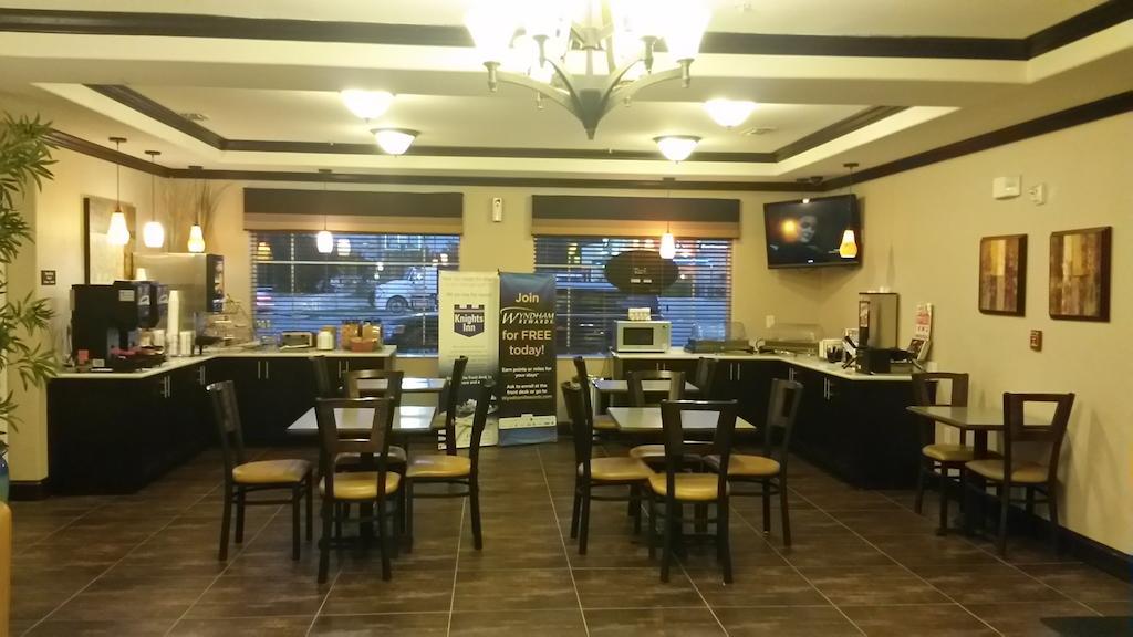 Atria Inn & Suites Three Rivers Εξωτερικό φωτογραφία